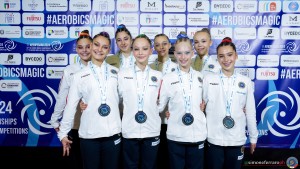 ag ad podio sfe09061 copia simone ferraro ph